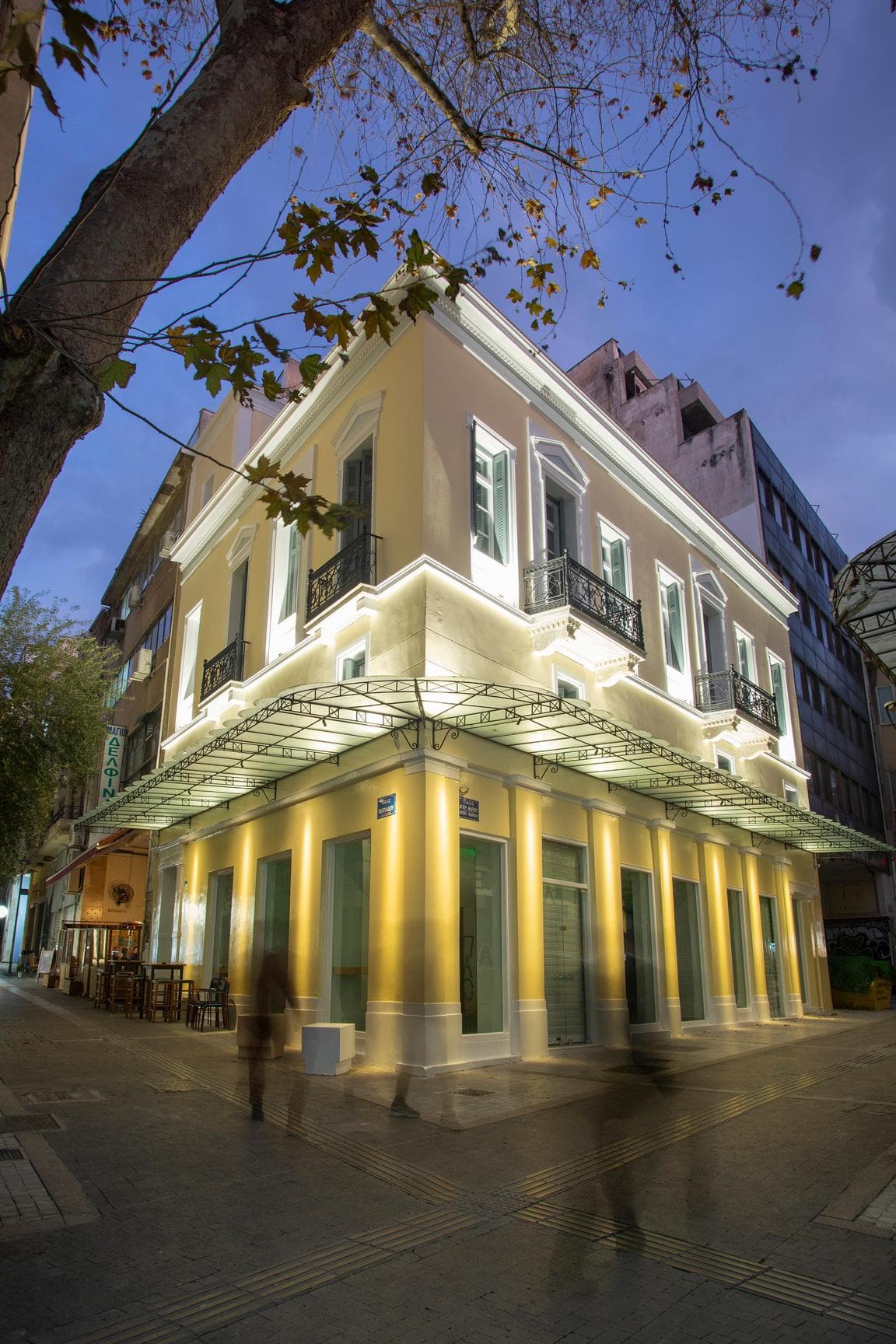 The SuiHub Athens building at night